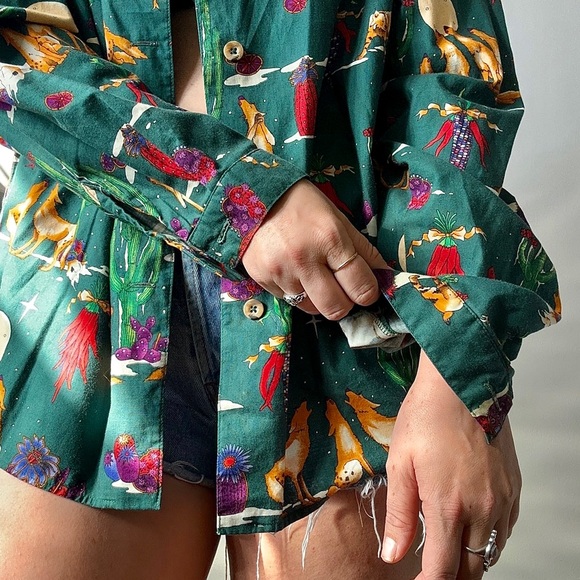 VINTAGE Coyote desert themed 1990’s button up RARE✨ - Picture 4 of 5